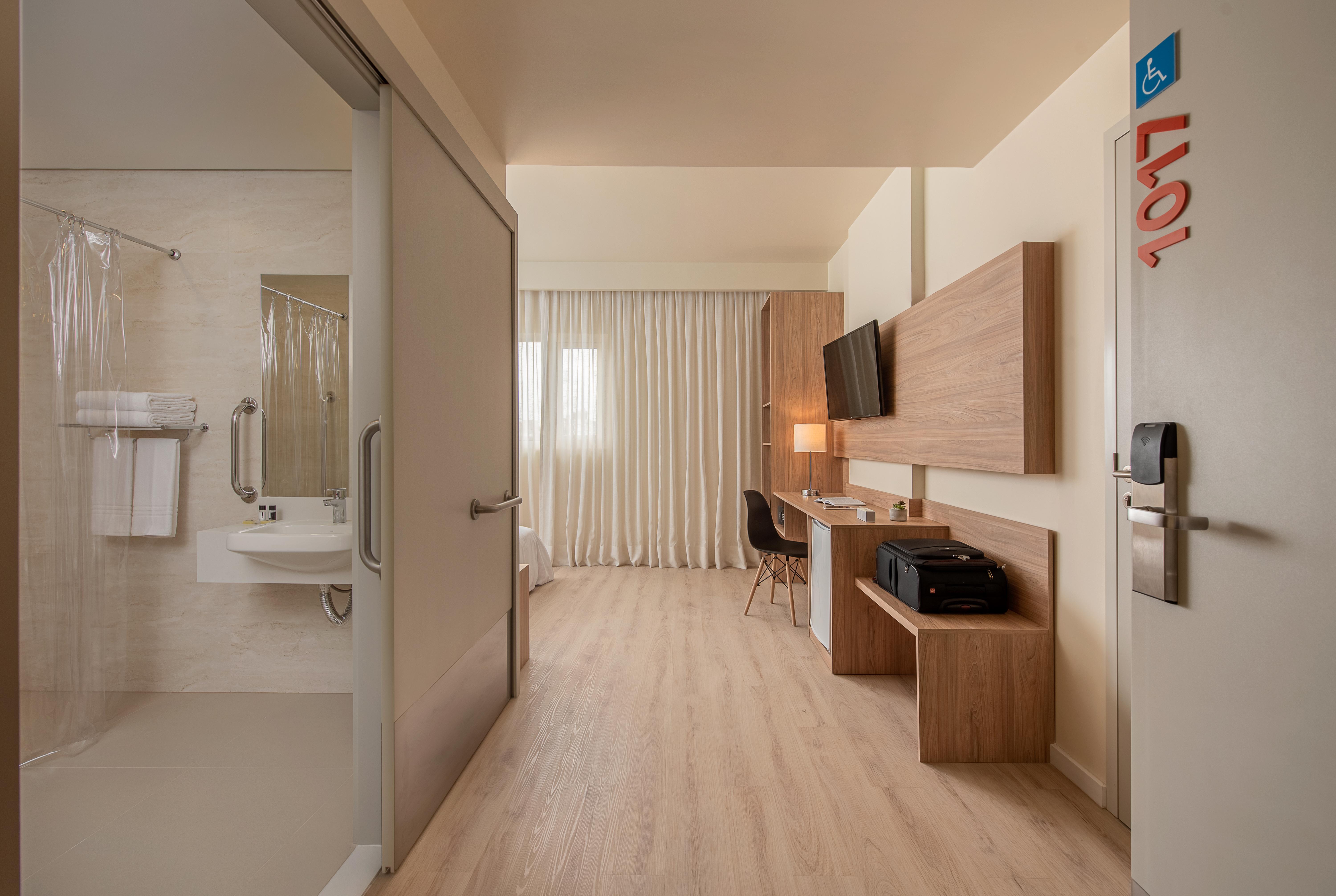 Hotel Intercity Batel 4*